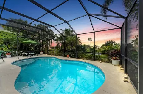 Exterior - 302 Cockle Shell Loop, Apollo Beach, FL 33572 photo 10 of 17
