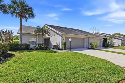 5462 Crestlake Blvd #159, Sarasota, FL 34233