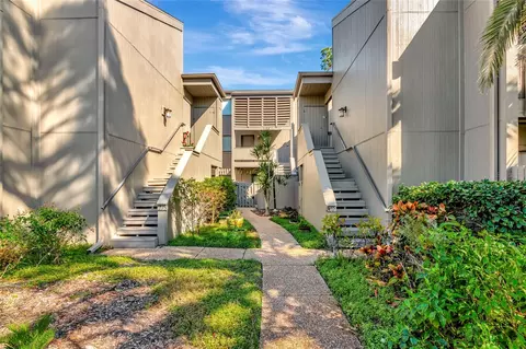 211 Woodland Dr #211, Osprey, FL 34229