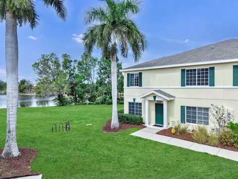 208 Cape Harbour Loop #102, Bradenton, FL 34212