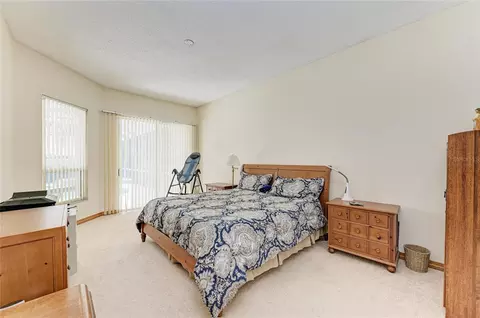 Bedroom - 7604 52nd Ter E, Bradenton, FL 34203 photo 1 of 10