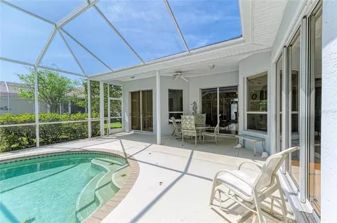 Exterior - 7604 52nd Ter E, Bradenton, FL 34203 photo 8 of 15