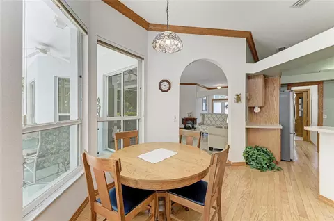 Dining - 7604 52nd Ter E, Bradenton, FL 34203 photo 5 of 5