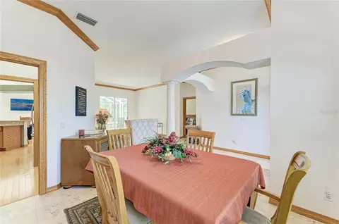 Dining - 7604 52nd Ter E, Bradenton, FL 34203 photo 3 of 5