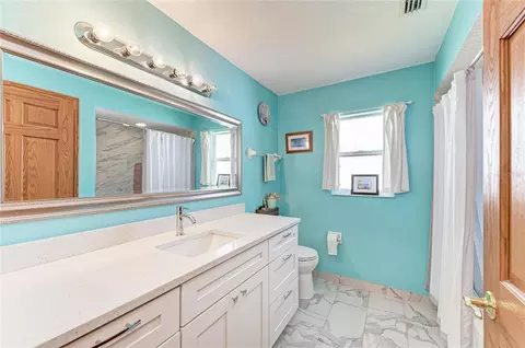 Bath - 7604 52nd Ter E, Bradenton, FL 34203 photo 6 of 7