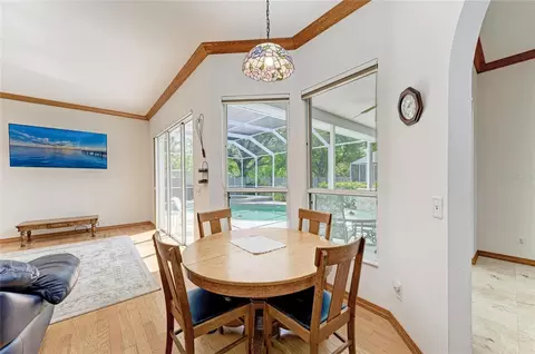 Dining - 7604 52nd Ter E, Bradenton, FL 34203 photo 4 of 5