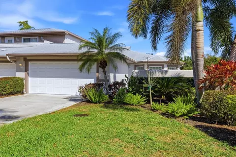 4577 Hidden View Pl #21, Sarasota, FL 34235