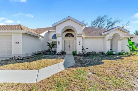 5328 Dominica Cir, Sarasota, FL 34233