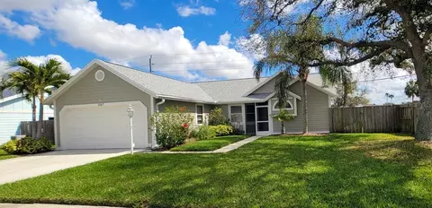 3567 65th Avenue Cir E, Sarasota, FL 34243