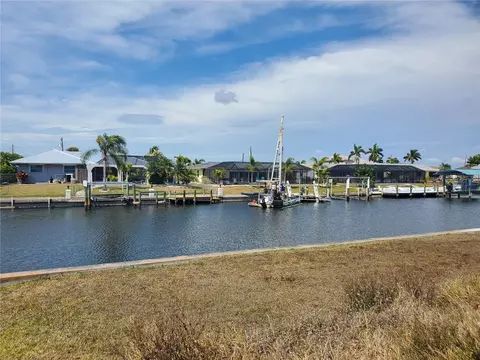 5299 Early Ter, Port Charlotte, FL 33981