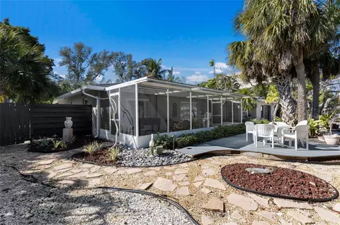 Exterior - 419 Clark Dr, Holmes Beach, FL 34217 photo 12 of 17