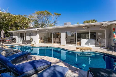 Exterior - 419 Clark Dr, Holmes Beach, FL 34217 photo 8 of 17