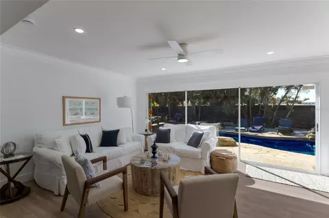 Living - 419 Clark Dr, Holmes Beach, FL 34217 photo 6 of 7