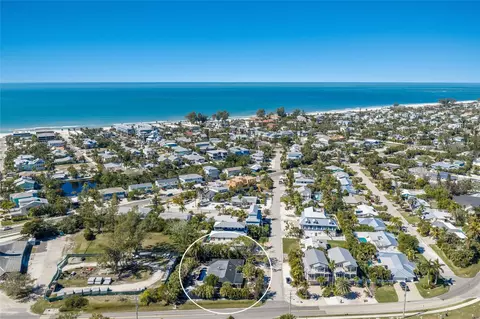 View/Area - 419 Clark Dr, Holmes Beach, FL 34217 photo 5 of 9