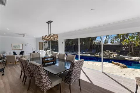 Dining - 419 Clark Dr, Holmes Beach, FL 34217 photo 2 of 3