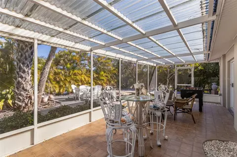 Exterior - 419 Clark Dr, Holmes Beach, FL 34217 photo 13 of 17