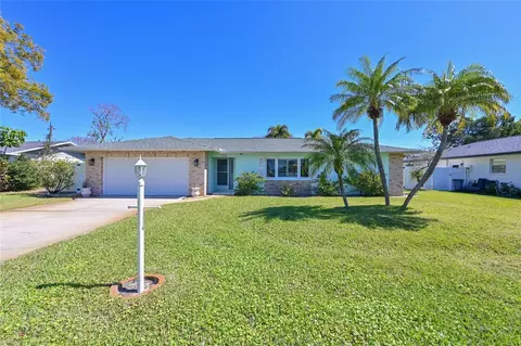 219 57th Street Ct W, Bradenton, FL 34209