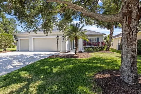 4712 Charles Partin Dr, Parrish, FL 34219