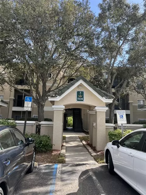 5134 Northridge Rd #302, Sarasota, FL 34238