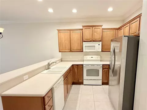 Kitchen - 11479 52nd Ct E, Parrish, FL 34219 photo 2 of 2
