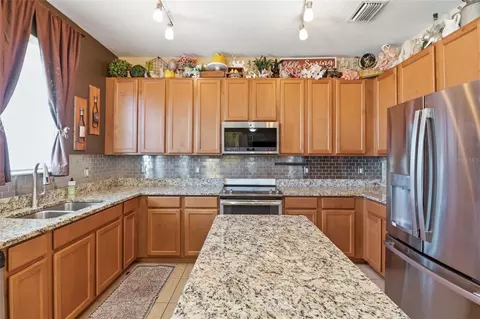 Kitchen - 3907 91st Ave E, Parrish, FL 34219 photo 3 of 3
