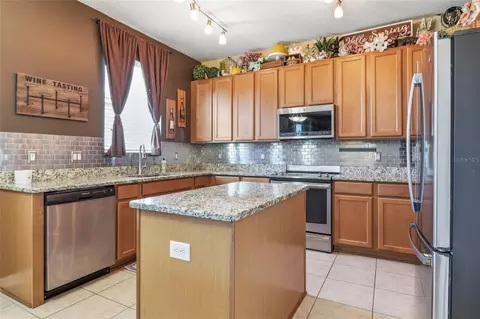 Kitchen - 3907 91st Ave E, Parrish, FL 34219 photo 1 of 3