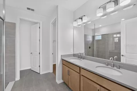 Bath - 10839 Eclipse St, Sarasota, FL 34241 photo 2 of 6