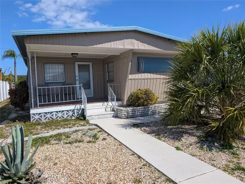 107 48th Avenue Dr W, Bradenton, FL 34207