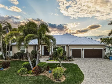 4916 Coral Blvd, Bradenton, FL 34210