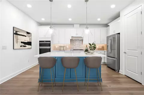 Kitchen - 5854 Windbreak Ct, Apollo Beach, FL 33572 photo 2 of 5