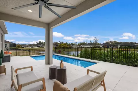 Exterior - 4238 Sea Marsh Pl, Parrish, FL 34219 photo 2 of 6