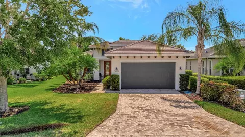 5009 Lake Overlook Ave, Bradenton, FL 34208