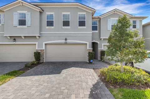 19298 Blue Pond Dr, Lutz, FL 33558