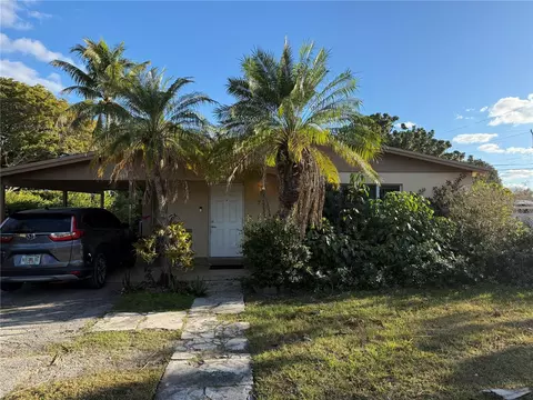 775 NW 3rd Ter, Homestead, FL 33034