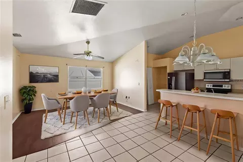Dining - 6524 67th Ct E, Bradenton, FL 34203 photo 1 of 1