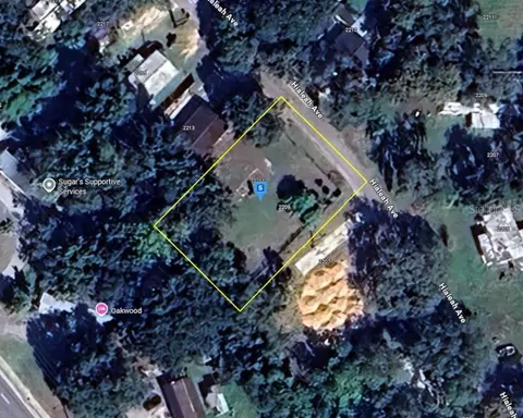 2211 Hialeah Ave, Leesburg, FL 34748