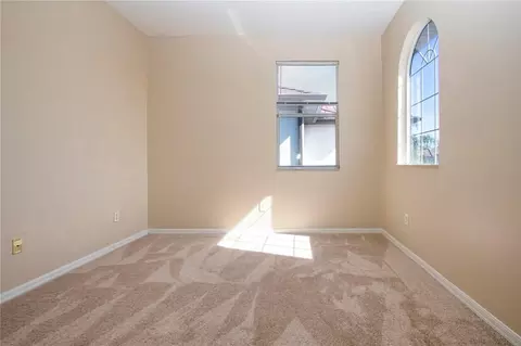Bedroom - 18048 Java Isle Dr, Tampa, FL 33647 photo 3 of 10