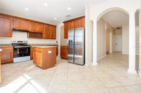 Entry Way - 18048 Java Isle Dr, Tampa, FL 33647 photo 6 of 10