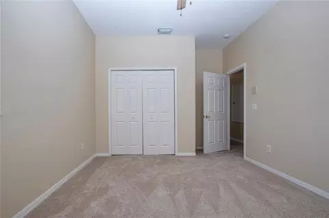 Bedroom - 18048 Java Isle Dr, Tampa, FL 33647 photo 4 of 10