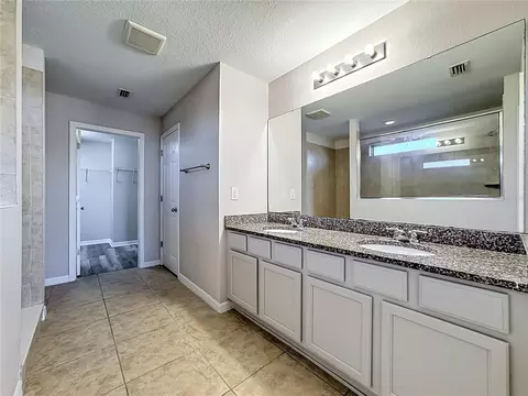 Bath - 6307 Pin Cherry Pl, Riverview, FL 33578 photo 5 of 5