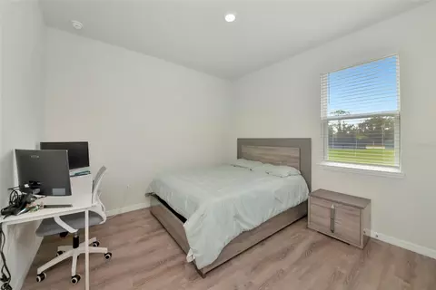 Bedroom - 627 160th St E, Bradenton, FL 34212 photo 10 of 12