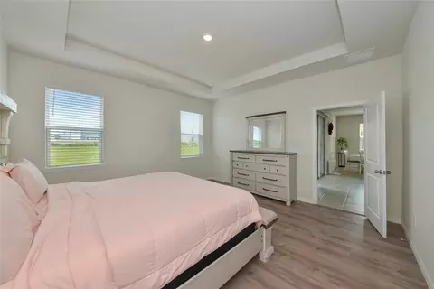Bedroom - 627 160th St E, Bradenton, FL 34212 photo 4 of 12