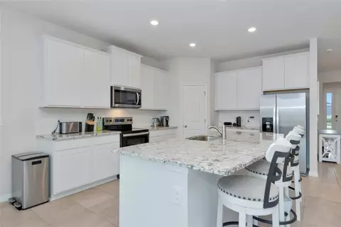 Kitchen - 627 160th St E, Bradenton, FL 34212 photo 3 of 7