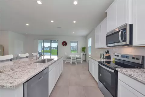 Kitchen - 627 160th St E, Bradenton, FL 34212 photo 7 of 7