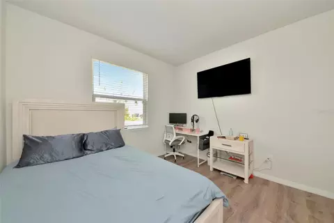 Bedroom - 627 160th St E, Bradenton, FL 34212 photo 9 of 12