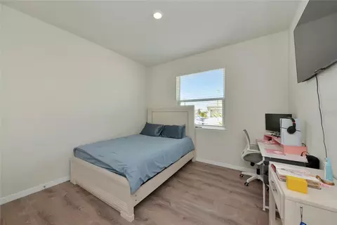 Bedroom - 627 160th St E, Bradenton, FL 34212 photo 7 of 12