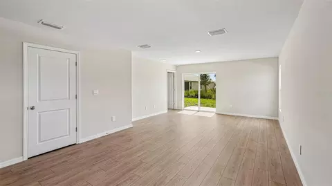 Living - 17906 Wheat Stack Ct, Parrish, FL 34219 photo 3 of 5