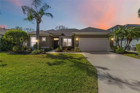 7707 Ashley Cir, Bradenton, FL 34201