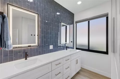 Bath - 7715 Us Open Loop, Lakewood Ranch, FL 34202 photo 1 of 3
