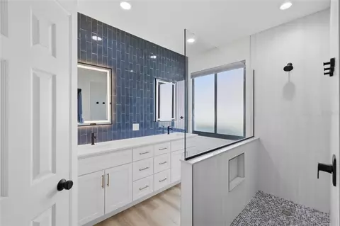 Bath - 7715 Us Open Loop, Lakewood Ranch, FL 34202 photo 2 of 3